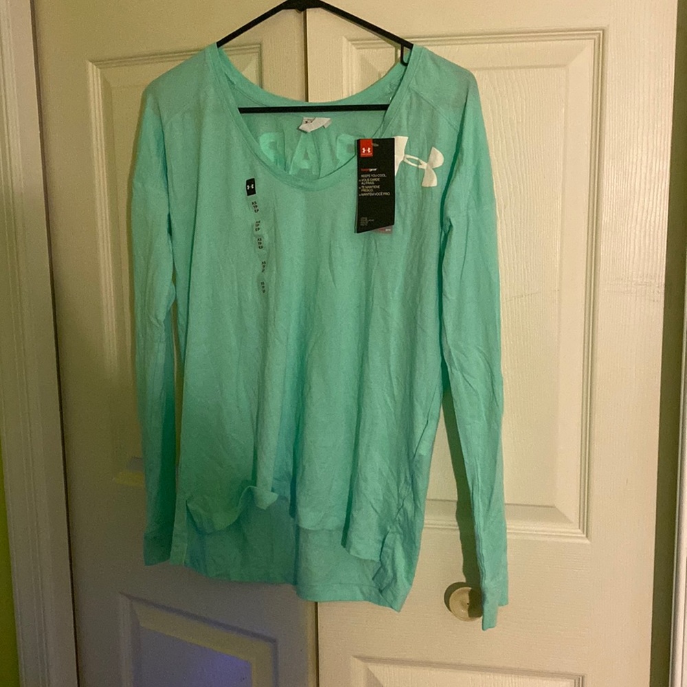 Mint under armour long sleeve NWT